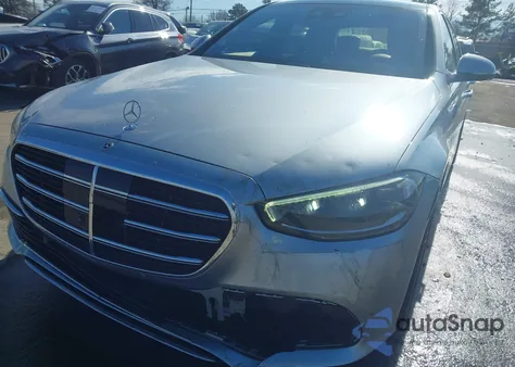 2021 Mercedes-Benz S 580 4Matic from USA, damaged, VIN W1K6G7GBXMA044972